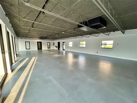 2100 E Commercial Boulevard Fort Lauderdale FL 33308