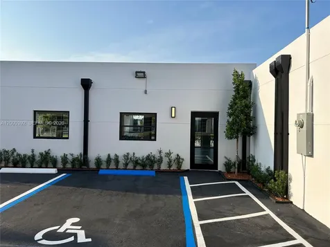 2100 E Commercial Boulevard Fort Lauderdale FL 33308