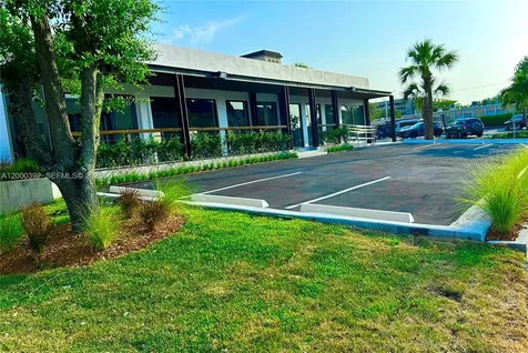 2100 E Commercial Boulevard Fort Lauderdale FL 33308