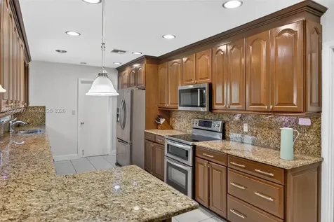 7690 SW 128th Street Pinecrest FL 33156
