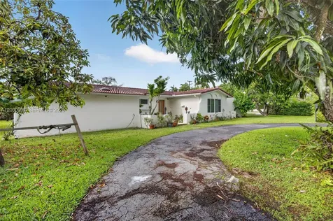 7690 SW 128th Street Pinecrest FL 33156