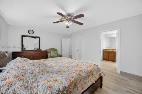 7690 SW 128th Street Pinecrest FL 33156