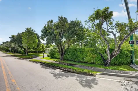 7690 SW 128th Street Pinecrest FL 33156