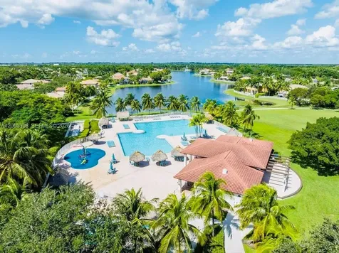 3700 Oak Ridge Lane Weston FL 33331