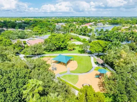3700 Oak Ridge Lane Weston FL 33331