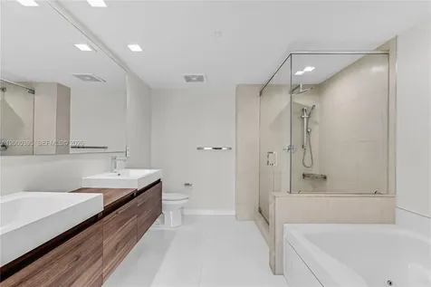 50 Biscayne Boulevard Miami FL 33132