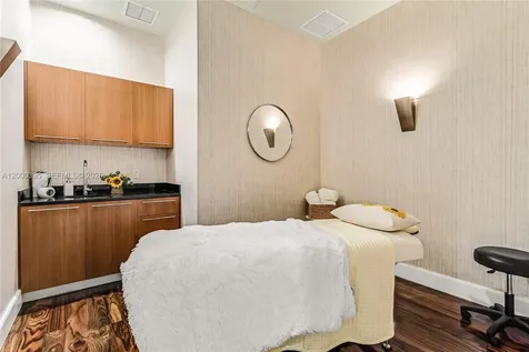 50 Biscayne Boulevard Miami FL 33132