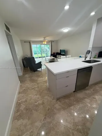 219 NE 14th Avenue Hallandale Beach FL 33009