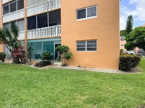 219 NE 14th Avenue Hallandale Beach FL 33009
