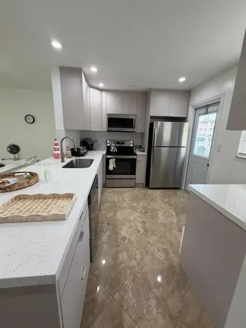 219 NE 14th Avenue Hallandale Beach FL 33009