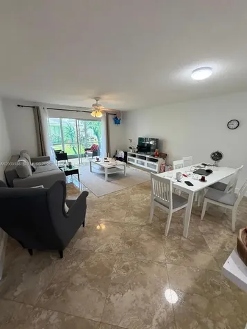 219 NE 14th Avenue Hallandale Beach FL 33009