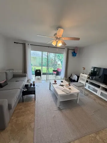219 NE 14th Avenue Hallandale Beach FL 33009