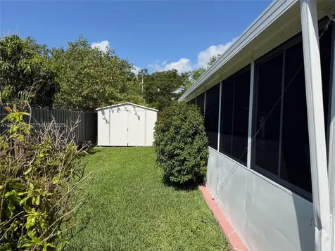 11324 SW 246th Terrace Miami FL 33032