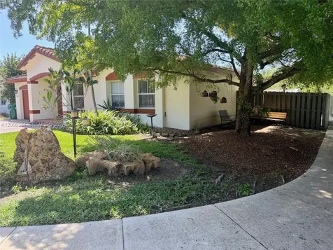 11324 SW 246th Terrace Miami FL 33032