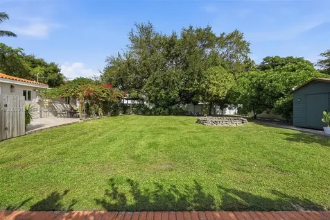 565 South Drive Miami Springs FL 33166