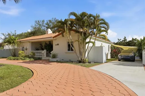 565 South Drive Miami Springs FL 33166