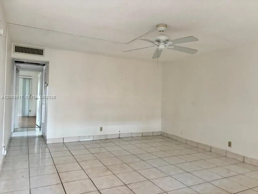 8 Saxony A Delray Beach FL 33446