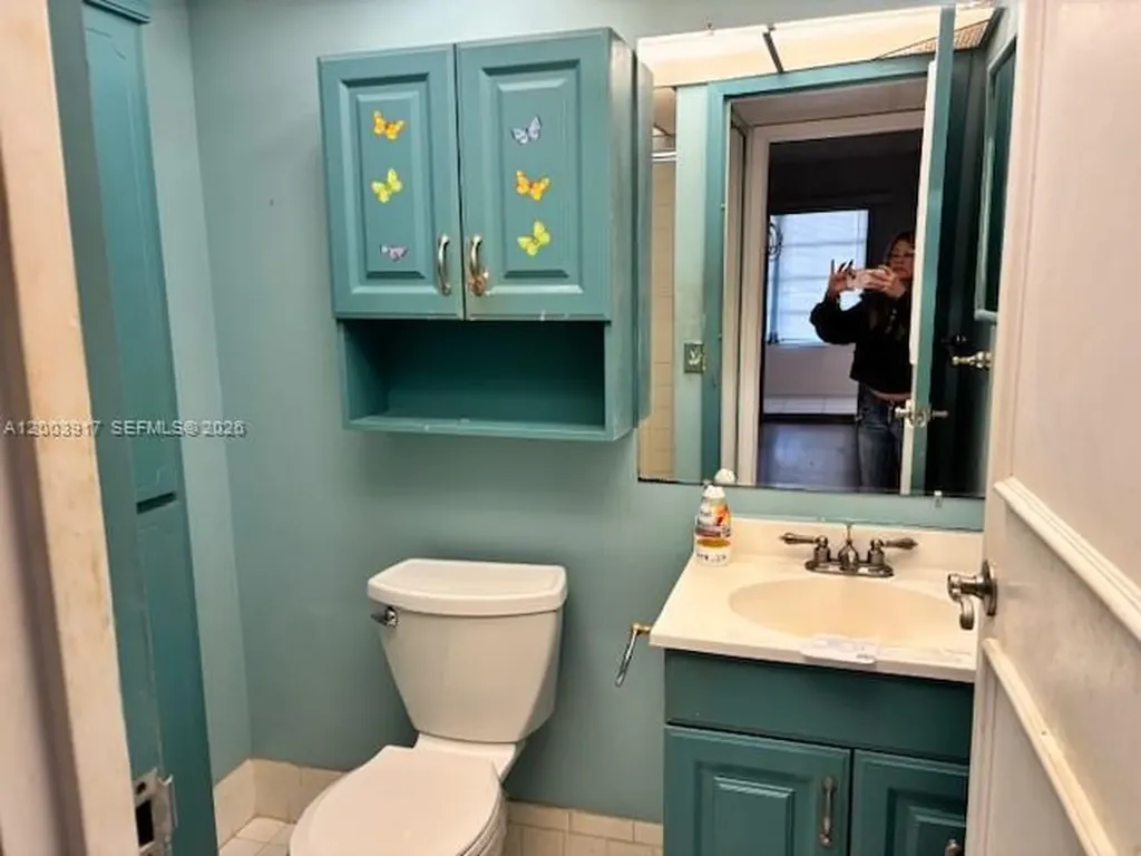 8 Saxony A Delray Beach FL 33446