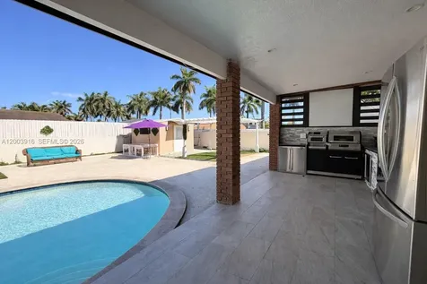 5521 SW 132nd Avenue Miami FL 33175