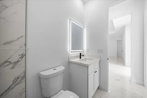 2116 NE 10th Avenue Cape Coral FL 33909