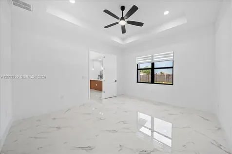 2116 NE 10th Avenue Cape Coral FL 33909