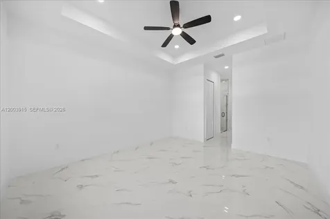 2116 NE 10th Avenue Cape Coral FL 33909