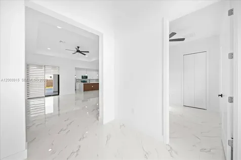 2116 NE 10th Avenue Cape Coral FL 33909