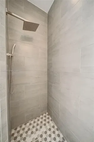 2924 NW 99th Place Doral FL 33172