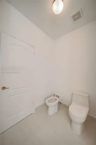 2924 NW 99th Place Doral FL 33172