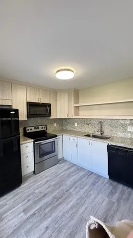 12153 NW 36th Place Sunrise FL 33323