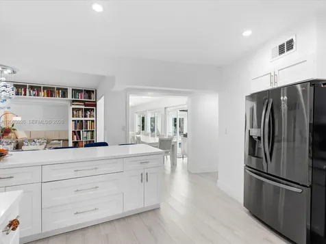 5000 Riviera Drive Coral Gables FL 33146