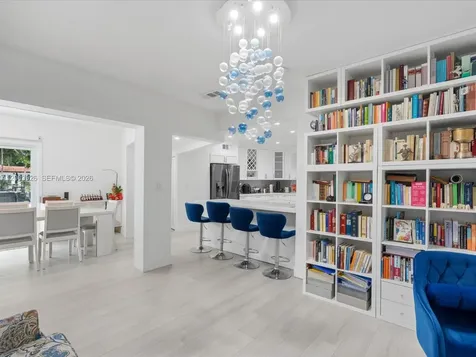 5000 Riviera Drive Coral Gables FL 33146