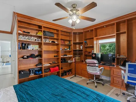 5000 Riviera Drive Coral Gables FL 33146