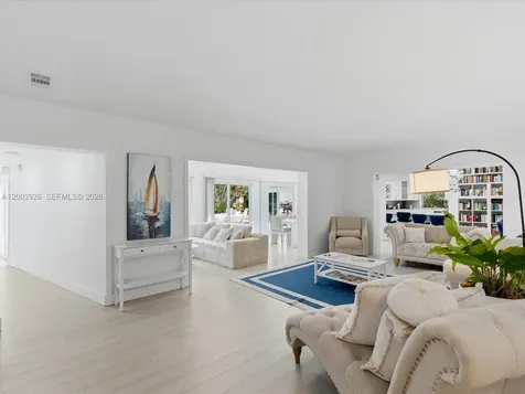 5000 Riviera Drive Coral Gables FL 33146