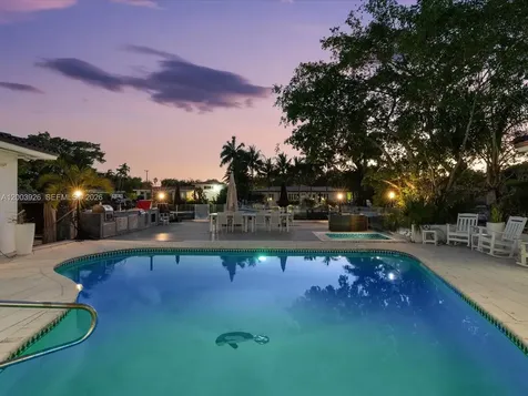 5000 Riviera Drive Coral Gables FL 33146