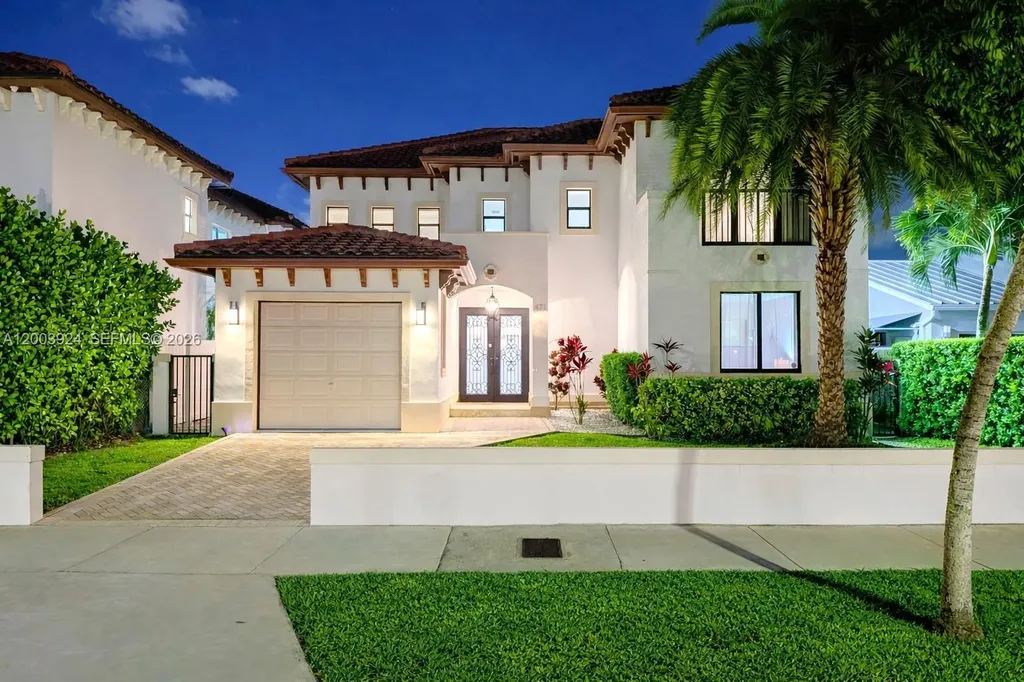 471 SW 30th Road Miami FL 33129