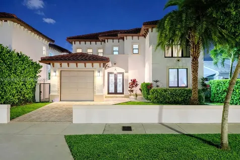 471 SW 30th Road Miami FL 33129