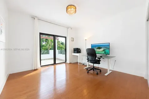 471 SW 30th Road Miami FL 33129