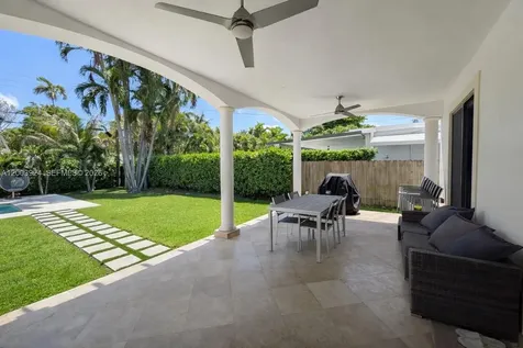 471 SW 30th Road Miami FL 33129