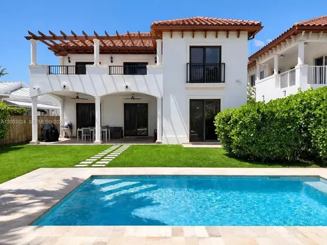 471 SW 30th Road Miami FL 33129