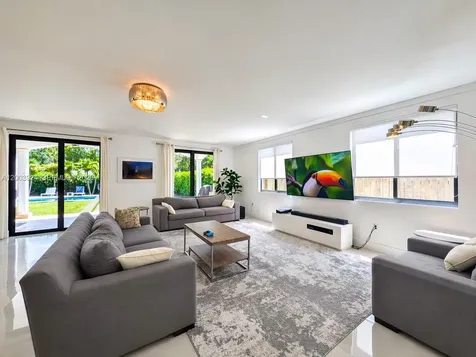 471 SW 30th Road Miami FL 33129