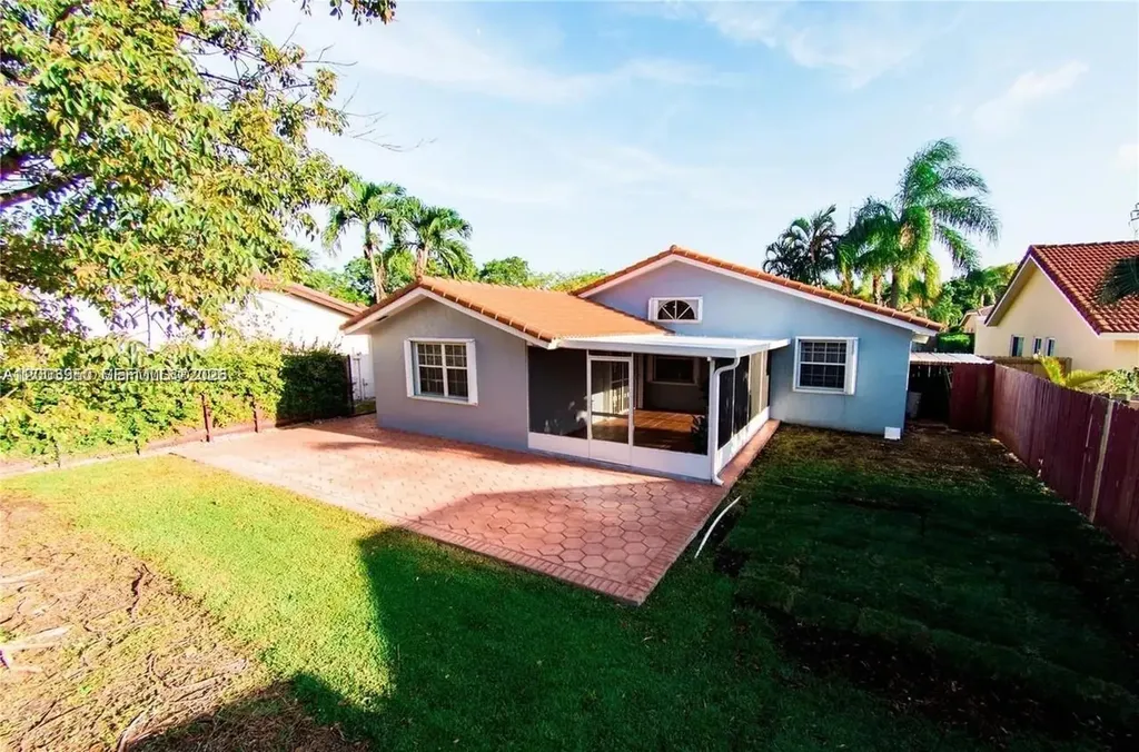 8539 SW 211th Terrace Cutler Bay FL 33189