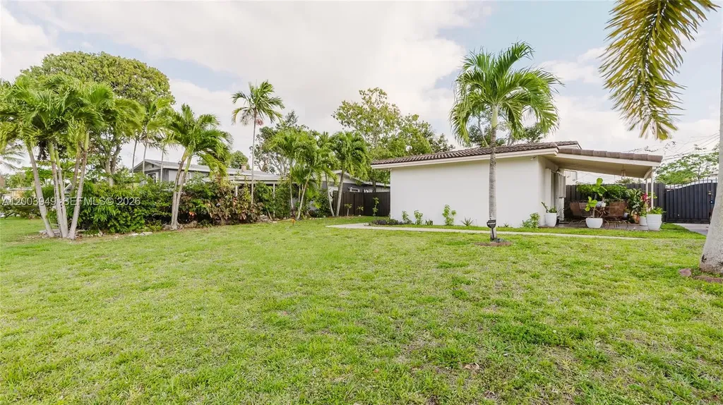 1300 NE 204th Street Miami FL 33179