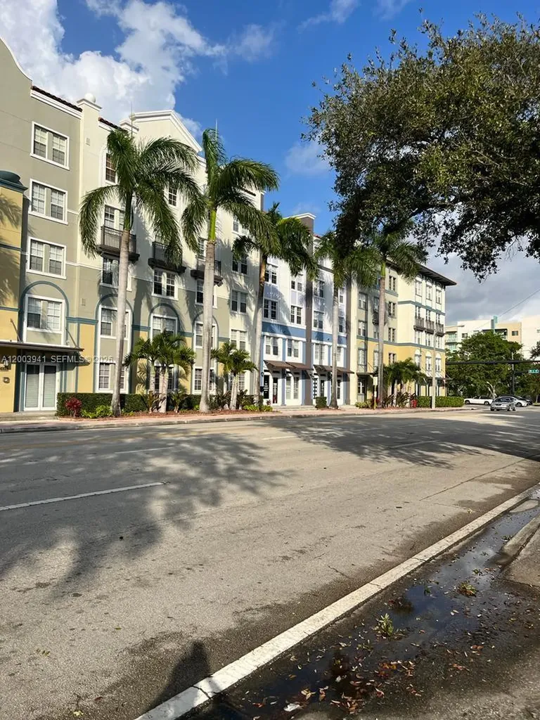 533 NE 3rd Avenue Fort Lauderdale FL 33301