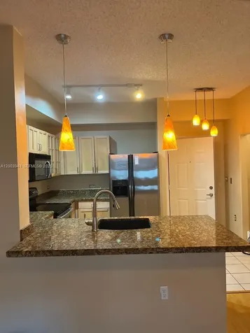 533 NE 3rd Avenue Fort Lauderdale FL 33301