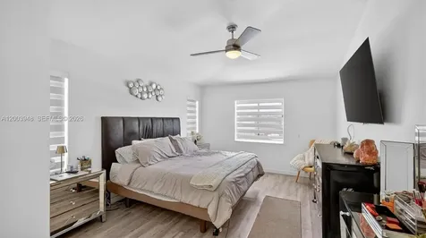 14802 SW 176th Terrace Miami FL 33187