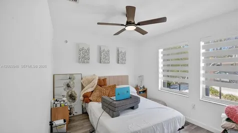 14802 SW 176th Terrace Miami FL 33187