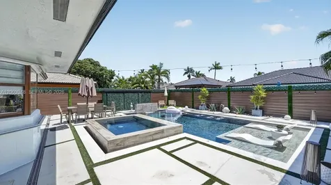 14802 SW 176th Terrace Miami FL 33187