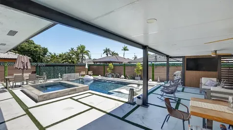 14802 SW 176th Terrace Miami FL 33187