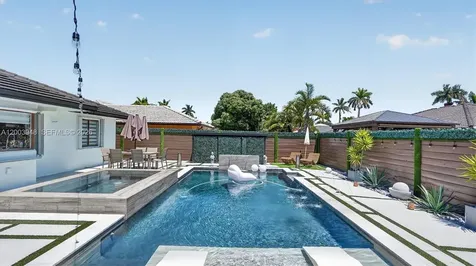 14802 SW 176th Terrace Miami FL 33187